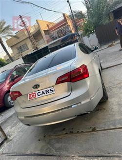 كيا كادينزا